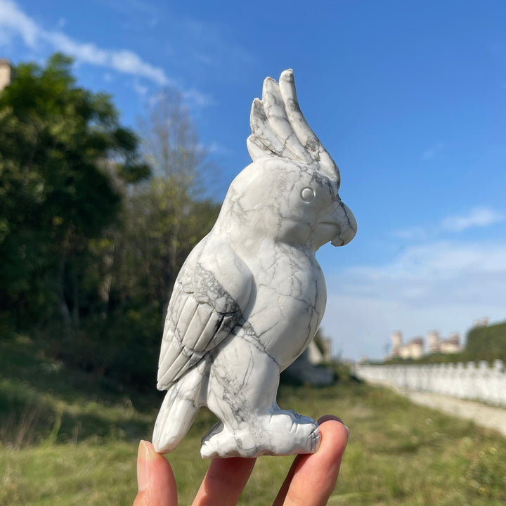 Unique,A Slightly Imperfect Natural Crystal Carving Howlite Parrot