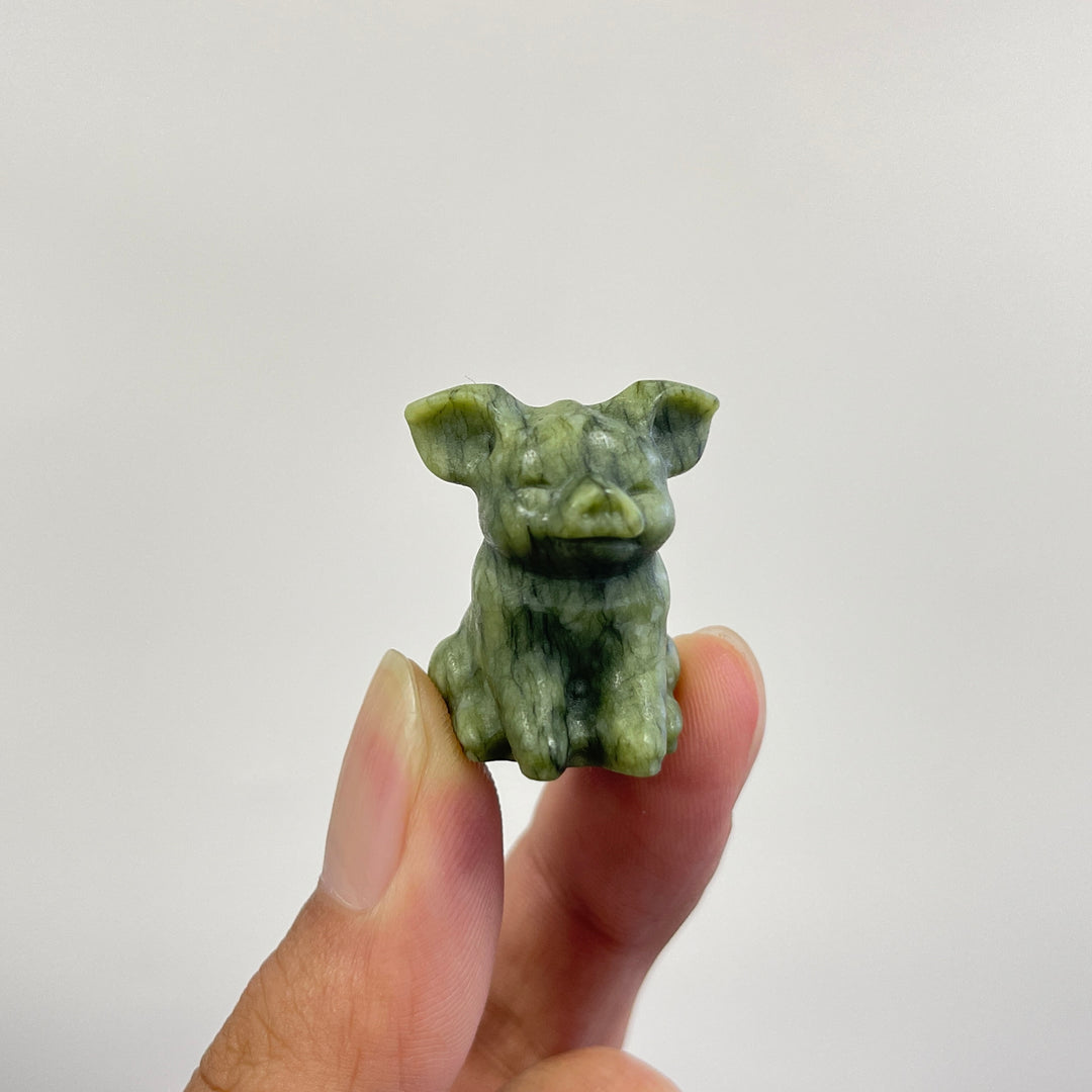 Natural Crystal Mixed Material Sleeping Pig