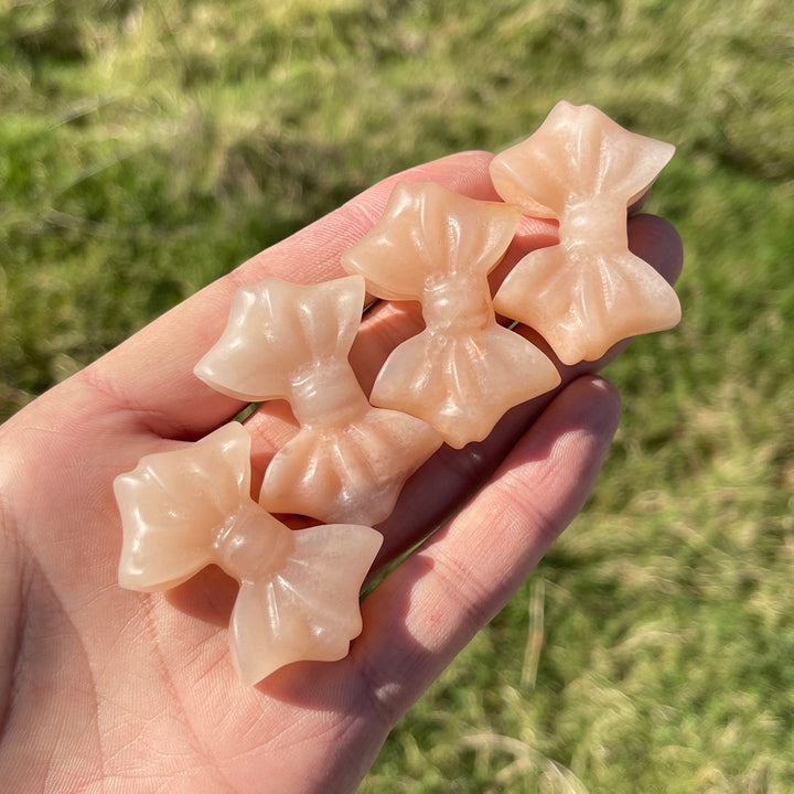 Natural Crystal Carving Pink Aventurine Bow