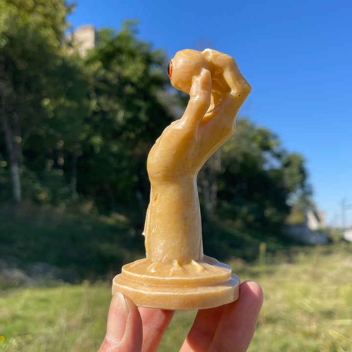 Unique,A Slightly Imperfect Natural Crystal Carving Yellow Aventurine Handheld Eyeball