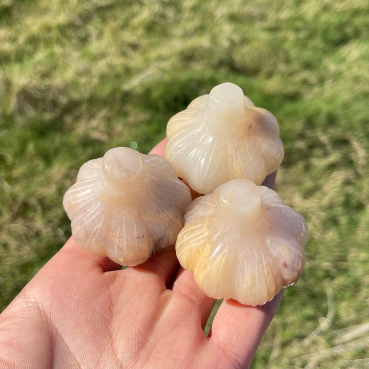 Natural Crystal Carving Quartzite Garlic Model