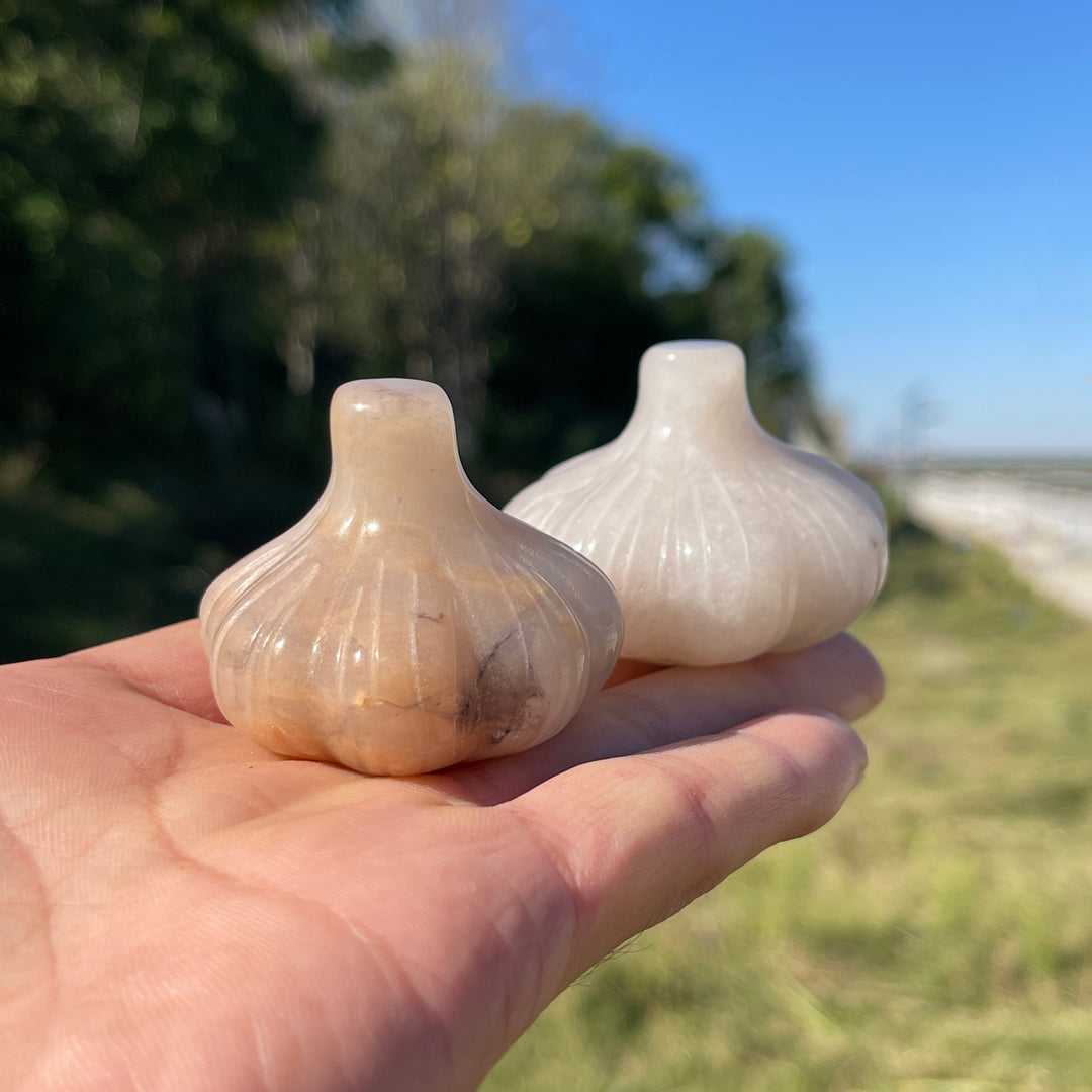 Natural Crystal Carving Quartzite Garlic Model