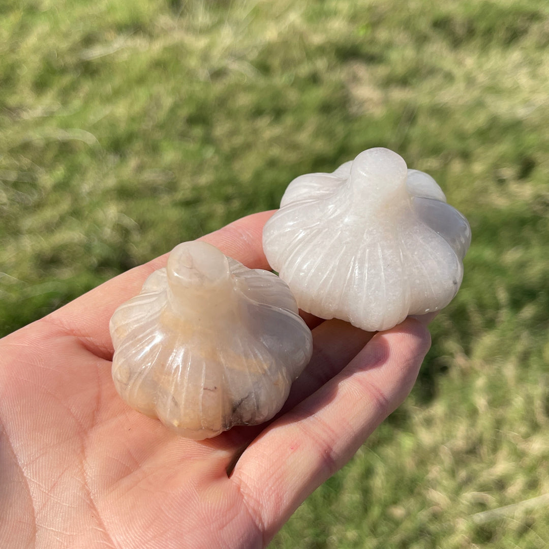 Natural Crystal Carving Quartzite Garlic Model