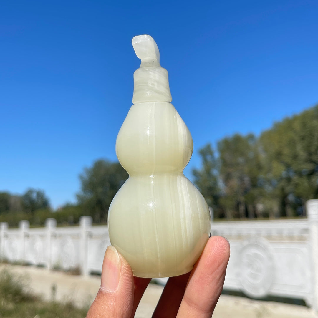 Unique,A Slightly Imperfect Natural Crystal Carving Afghanistan Jade Gourd Model