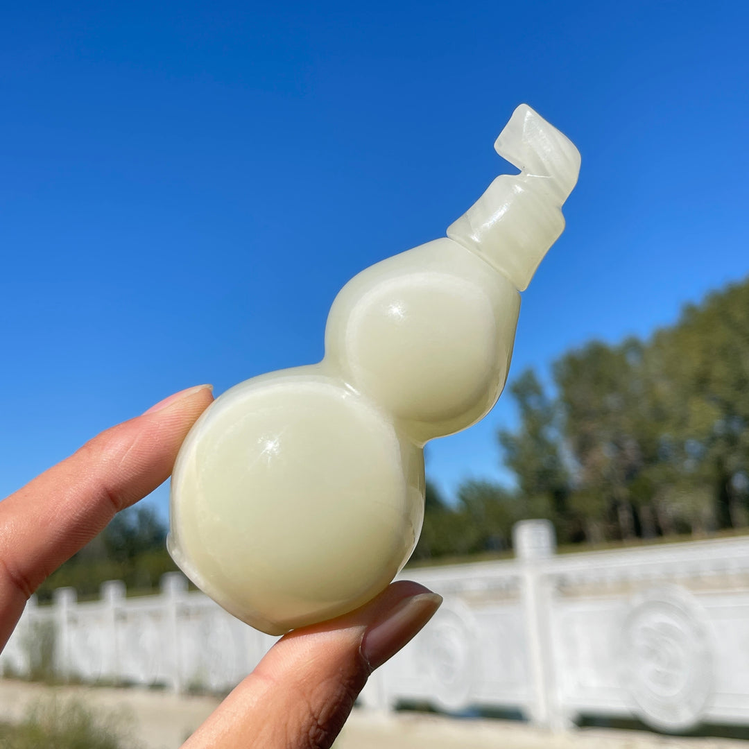 Unique,A Slightly Imperfect Natural Crystal Carving Afghanistan Jade Gourd Model