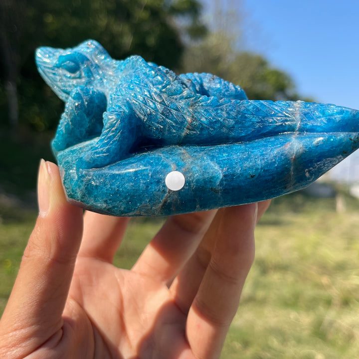Unique,A Slightly Imperfect Natural Crystal Carving Blue Apatite Lizard
