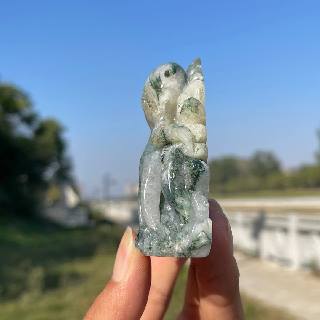 Unique,Natural Crystal Carving Moss Agate Octopus