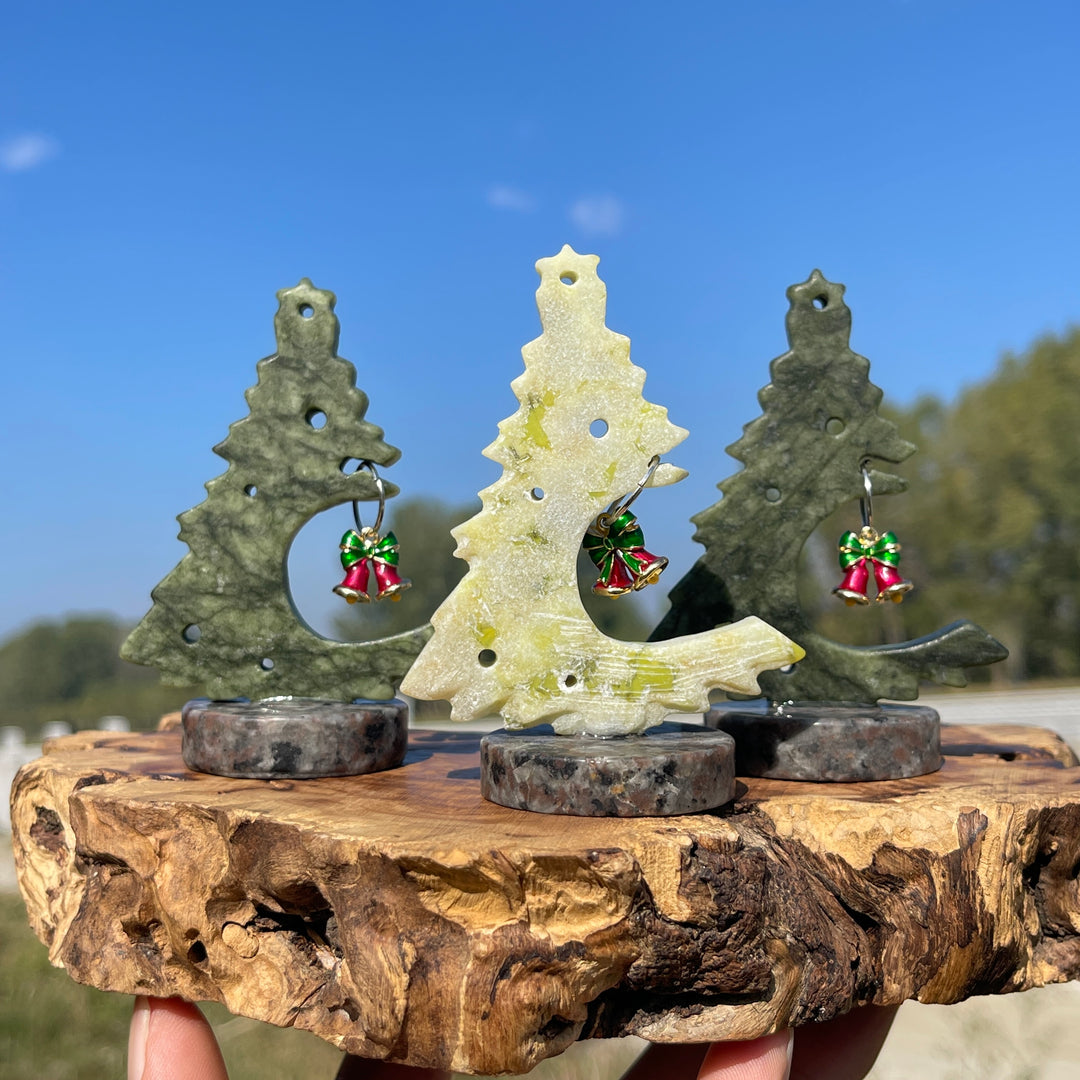 Natural Crystal Serpentine Christmas Tree With Bell