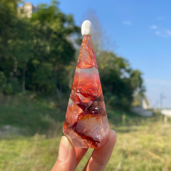 Unique,Natural Crystal Fire Quartz Diamond Tower