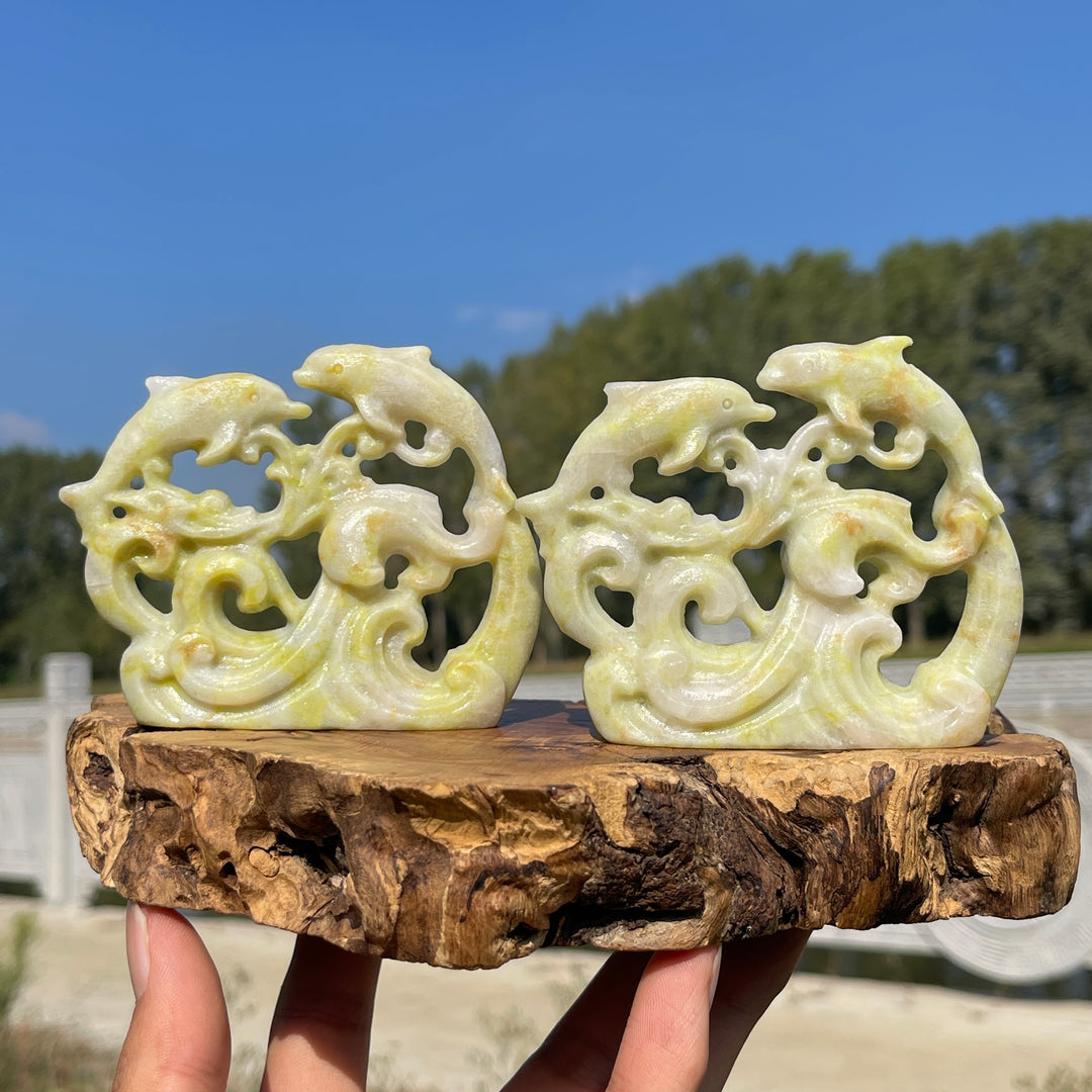 Natural Crystal Carving Hollow Out Dolphin