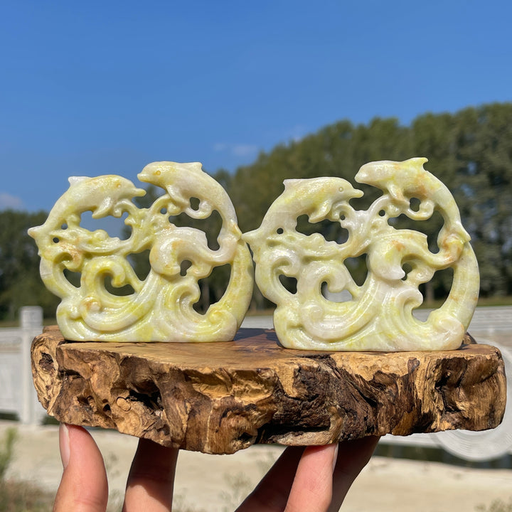 Natural Crystal Carving Hollow Out Dolphin
