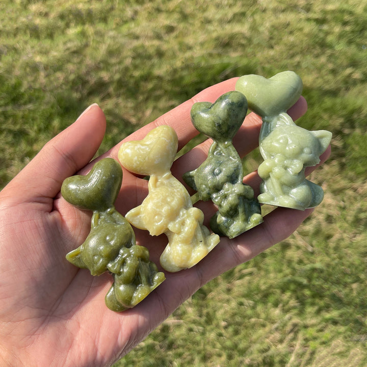 Natural Crystal Carving Serpentine Heart Balloon Cat