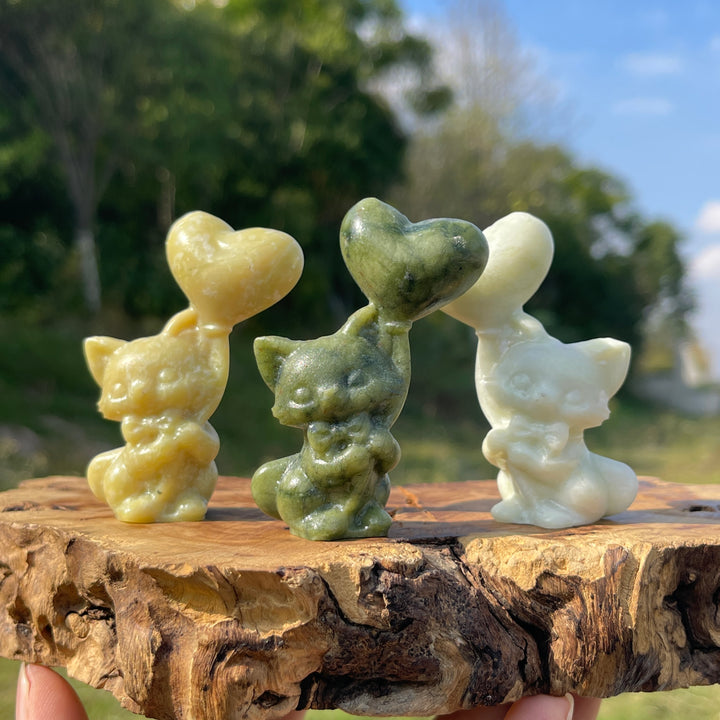 Natural Crystal Carving Serpentine Heart Balloon Cat