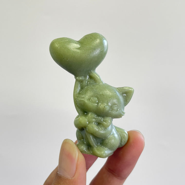 Natural Crystal Carving Serpentine Heart Balloon Cat
