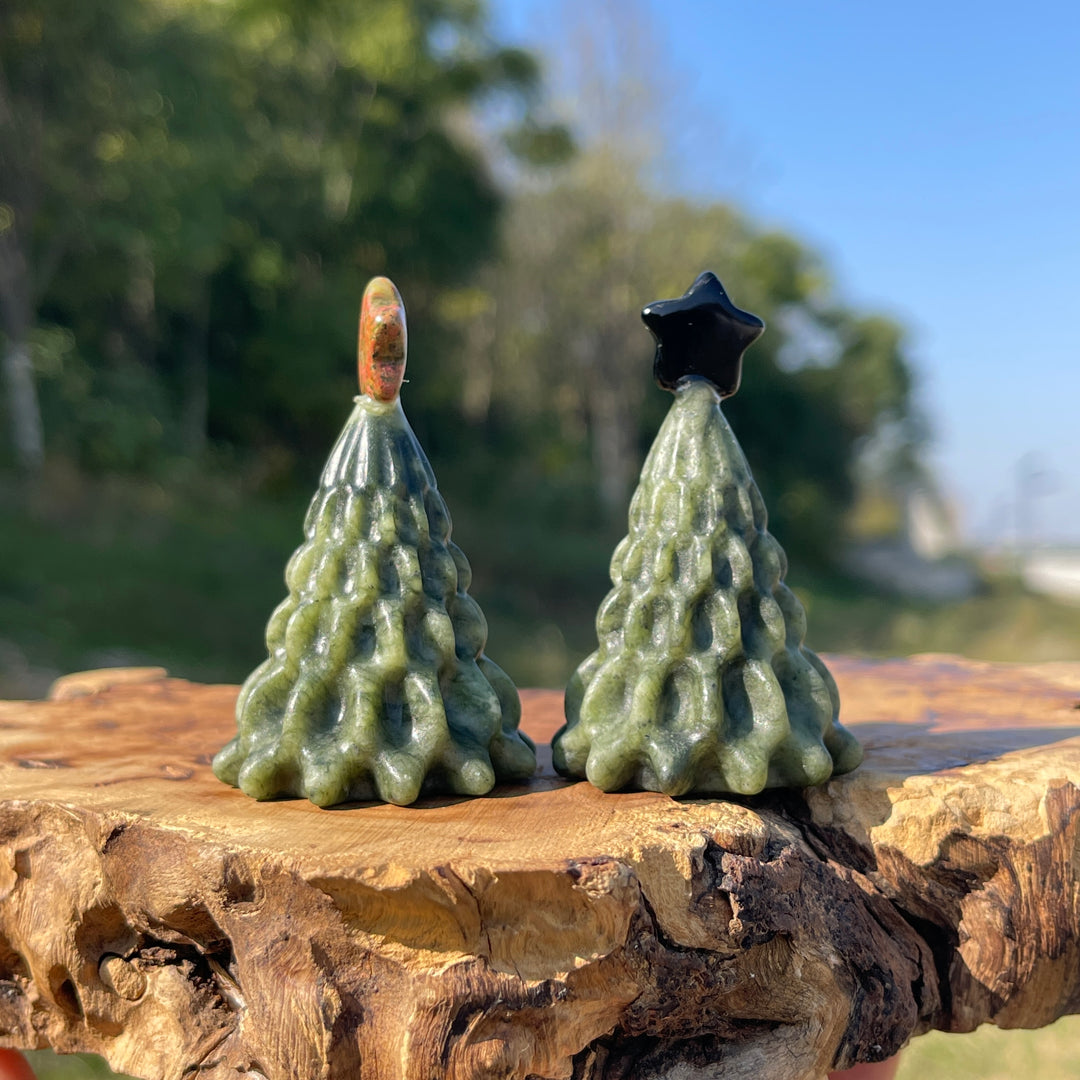 Natural Crystal Carving Christmas Tree With Star