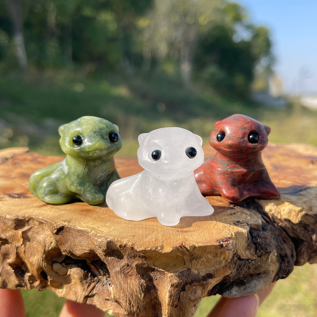 Natural Crystal Carving Cute Otter