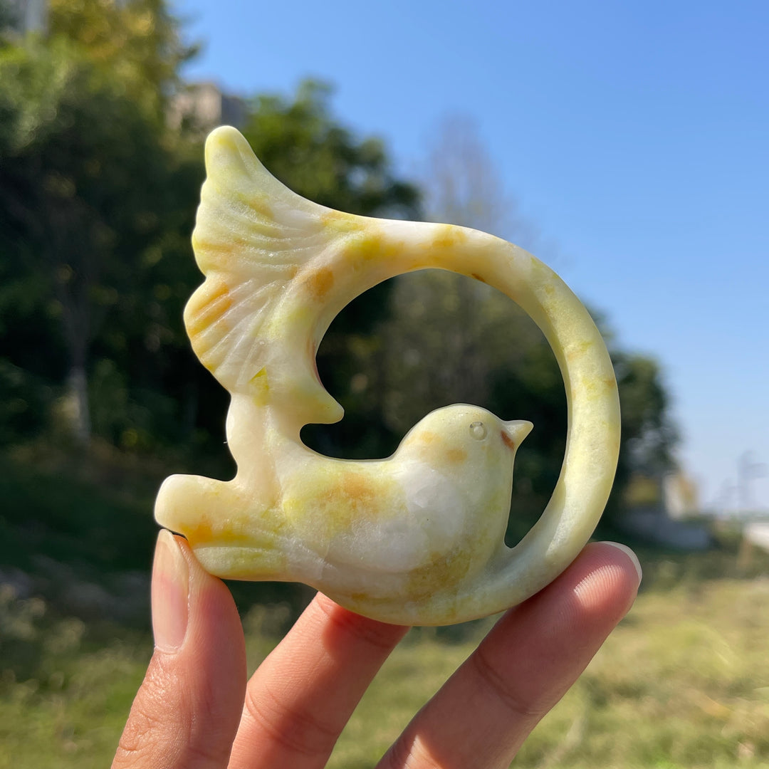 Natural Crystal Carving Hollow Bird