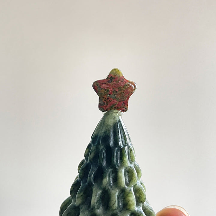 Natural Crystal Carving Christmas Tree With Star