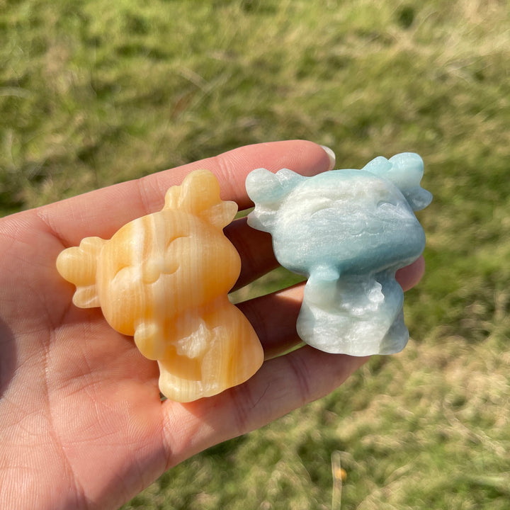 Natural Crystal Carving Waving Deer