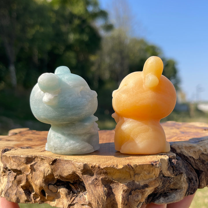 Natural Crystal Carving Waving Deer