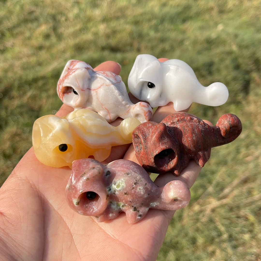 Natural Crystal Carving Lying Cute Chameleon
