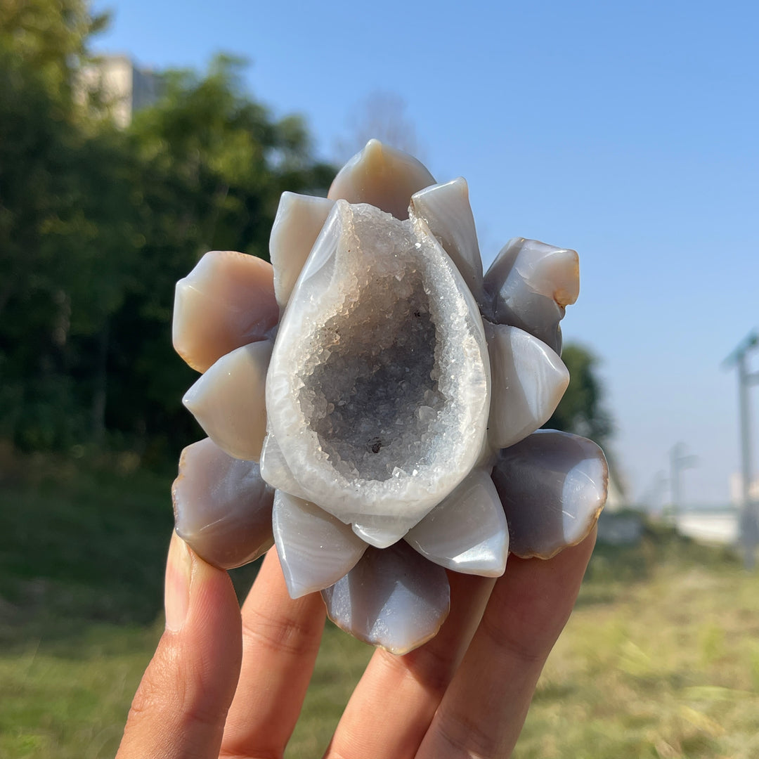 Unique,Natural Crystal Carving Agate Geode Lotus