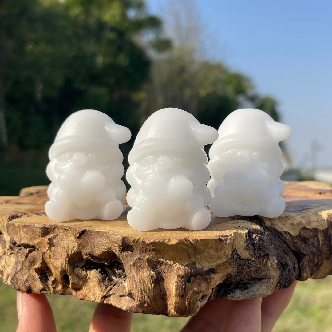 Natural Crystal Carving White Jade Santa Claus Holding Heart