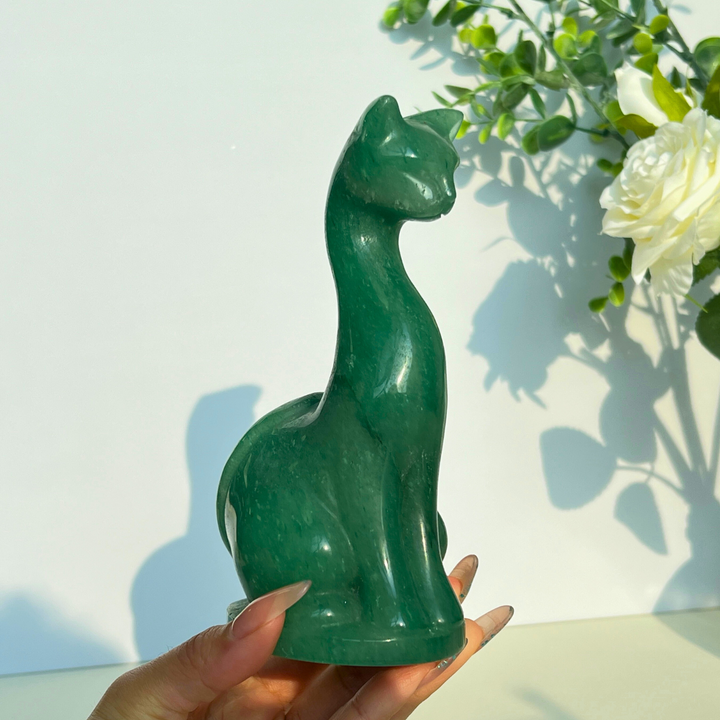 KIKI Exclusive Design Cat Carving