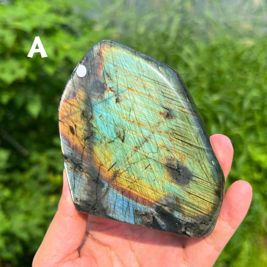 Unique,Labradorite Freeform