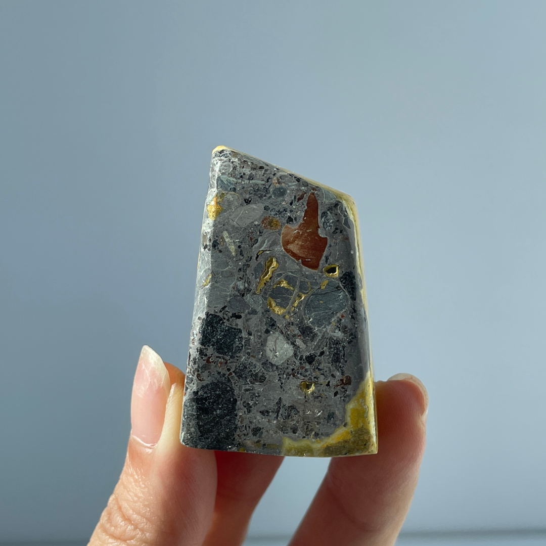 Big Sale,Bumble Bee Jasper Freeform