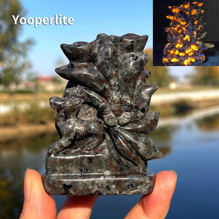 Unique,Natural Crystal Carving Nine-Tailed Fox