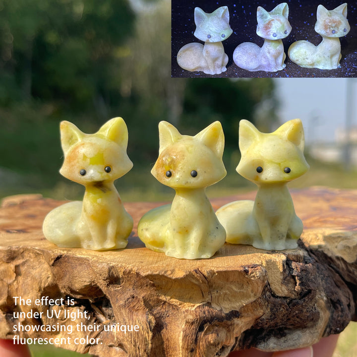 Natural Crystal Carving Mini Curly Tail Fox