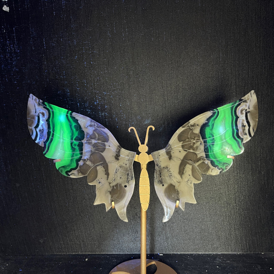 Unique,A Slightly Imperfect Natural Crystal Volcanic Agate Butterfly Wings