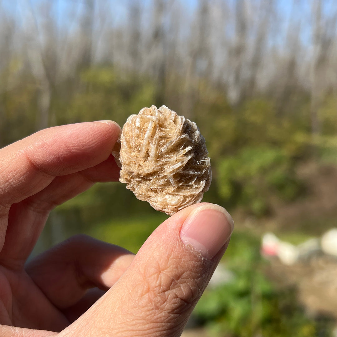 Natural Rough Crystal Stone 1PC