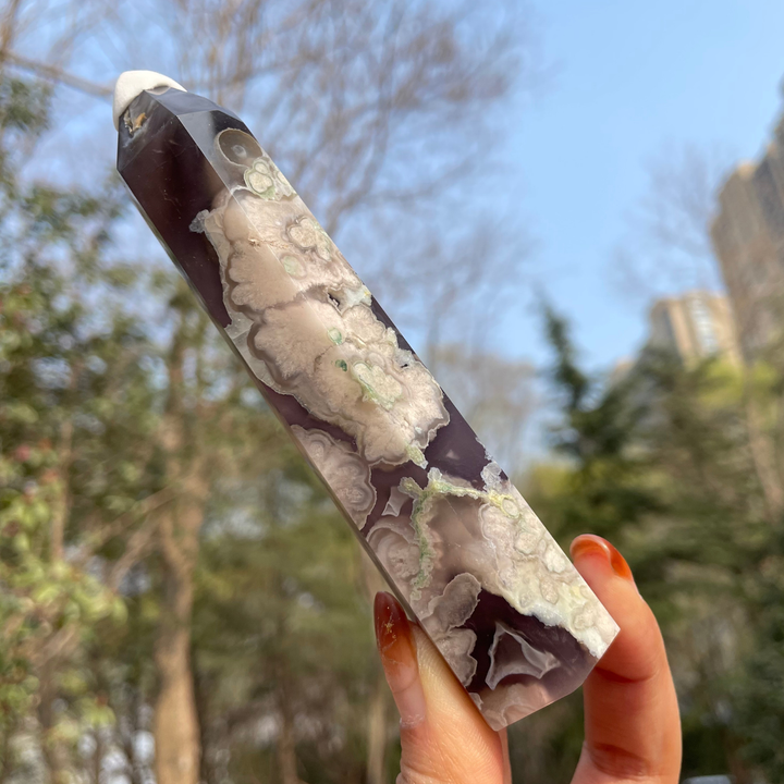 Unique,Natural Crystal Black Flower Agate Point