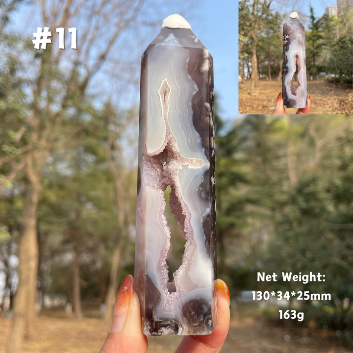 Unique,Natural Crystal Black Flower Agate Point