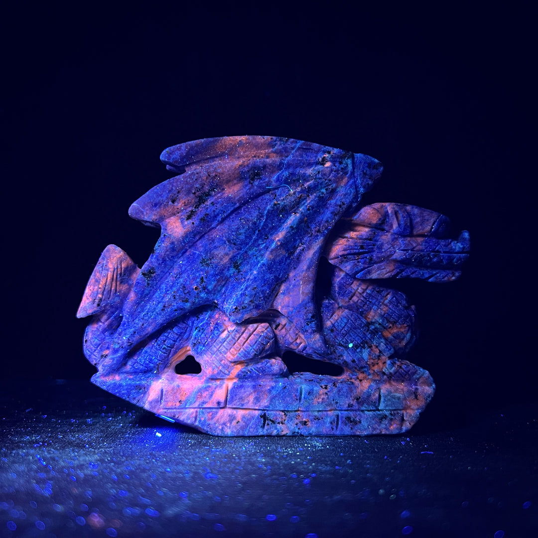 Unique,Natural Crystal Carving Lapis Lazuli Dragon