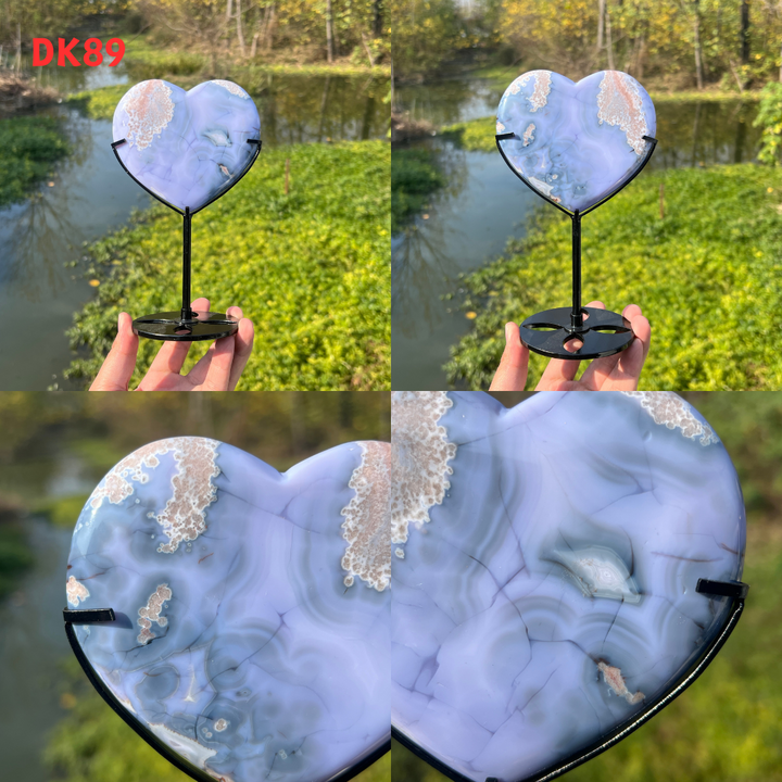 Blue Flower Agate Heart+Holder