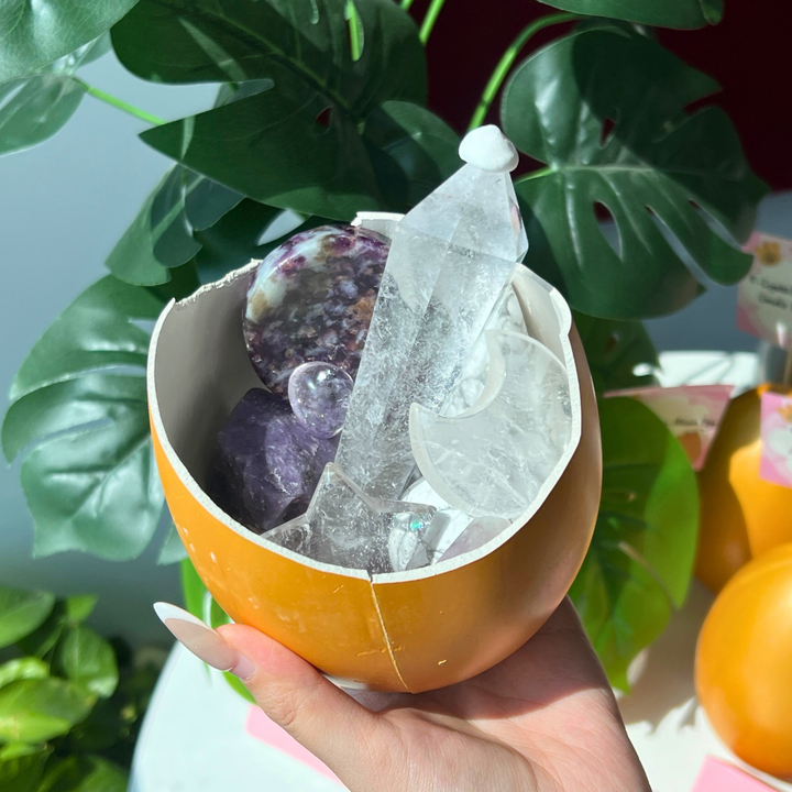 Kiki Crystal Golden Surprise Egg