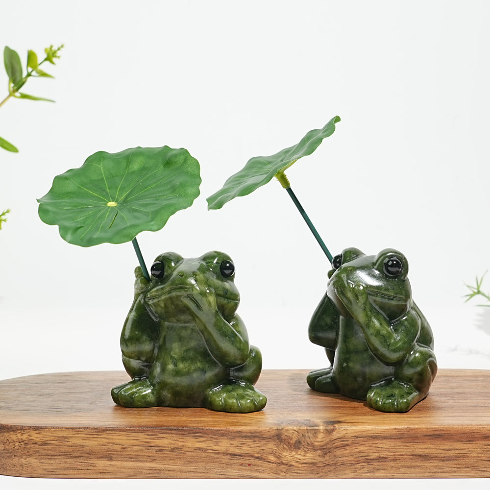 Natural Serpentine Pond Frog With Lotus Umbrella