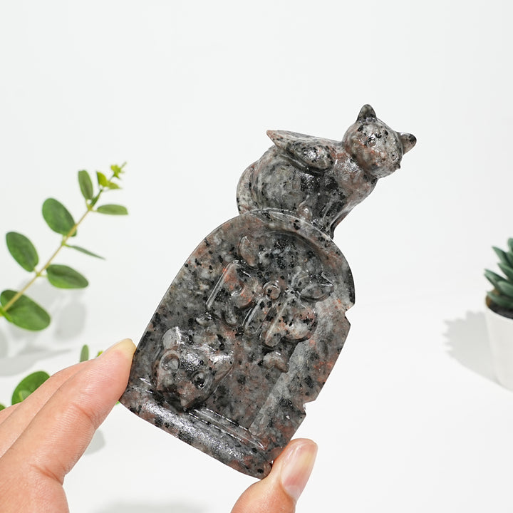 Natural Crystal Cute Tombstone Cat Carving
