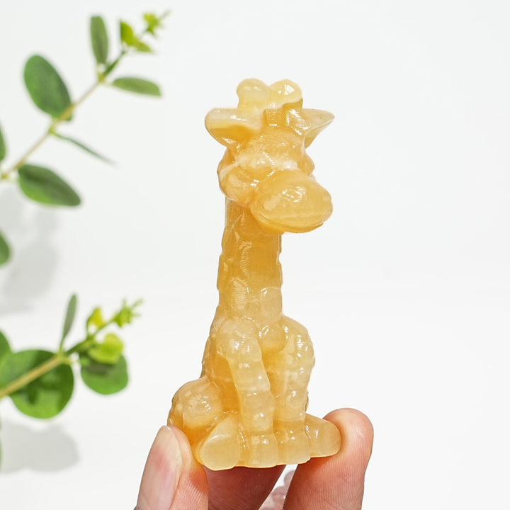 Natural Crystal Sweet Seated Giraffe Mini Carving