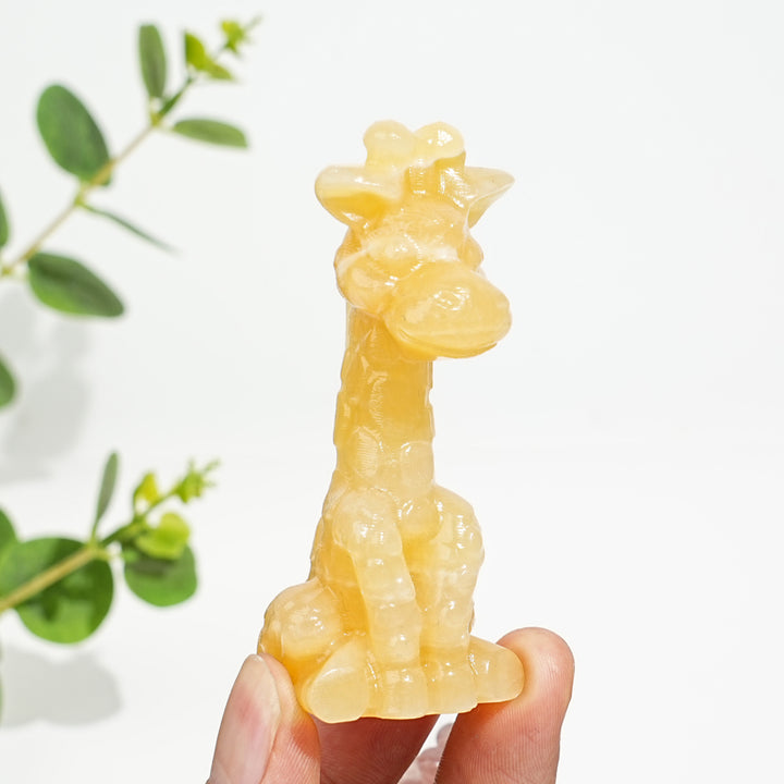 Natural Crystal Sweet Seated Giraffe Mini Carving