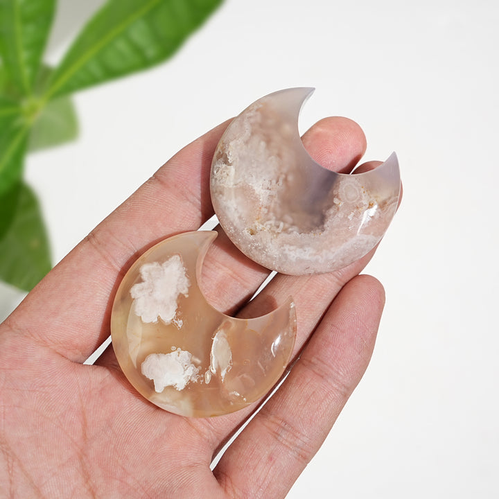 Natural Crystal Carving Flower Agate Moon