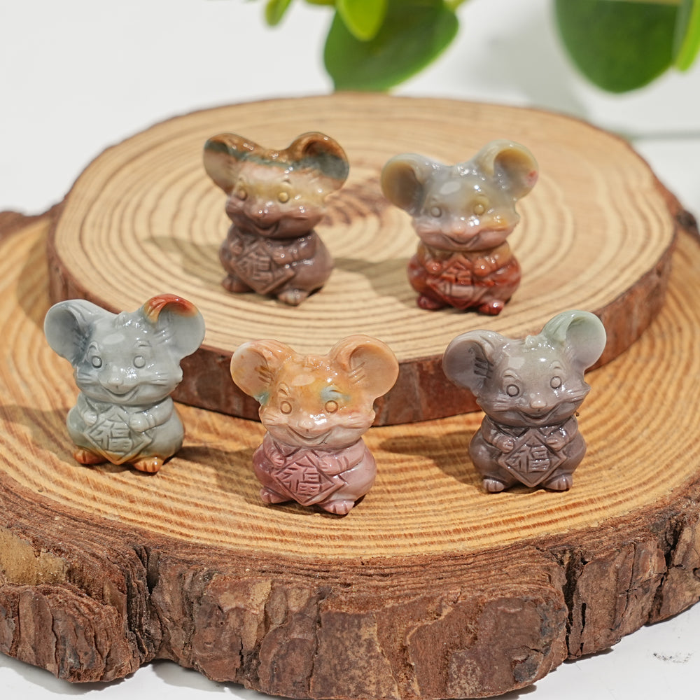 Natural Crystal Alashan Agate Mouse Carving