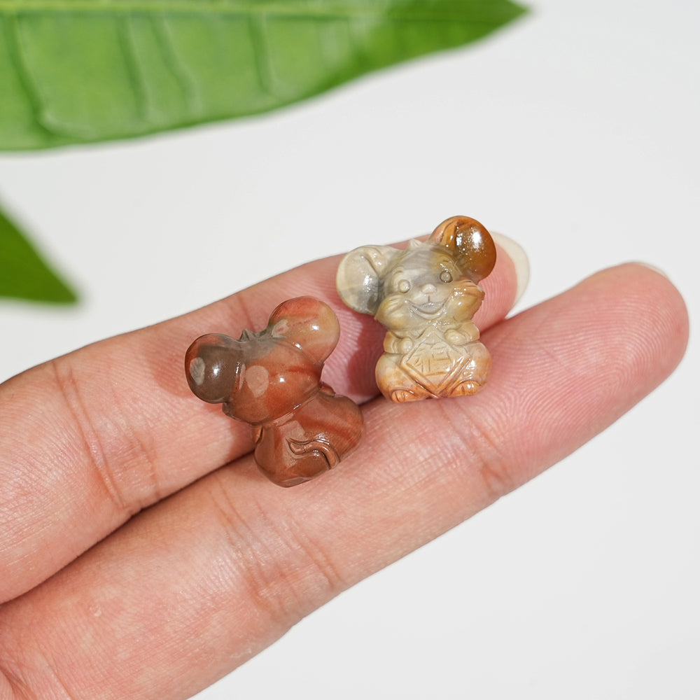 Natural Crystal Alashan Agate Mouse Carving