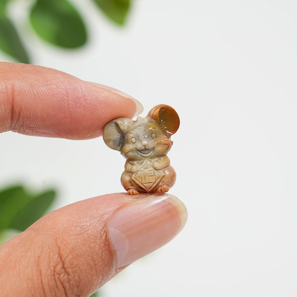 Natural Crystal Alashan Agate Mouse Carving