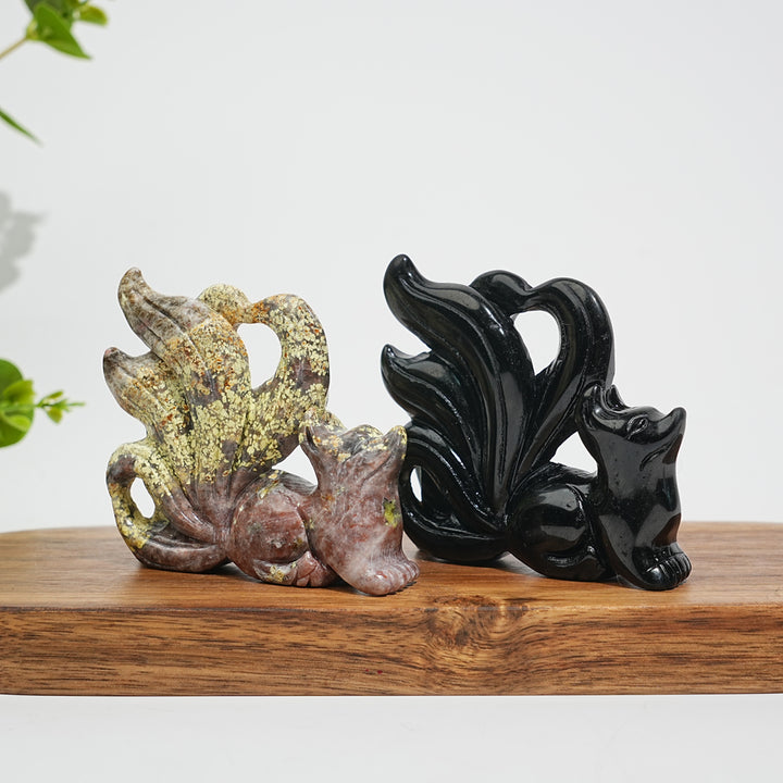 Unique,Natural Crystal Carved Heartful Nine-Tailed Fox