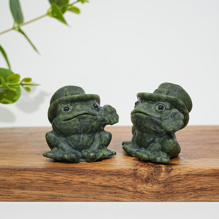A Slightly Imperfect Natural Crystal Serpentine Frog With Flower Carving