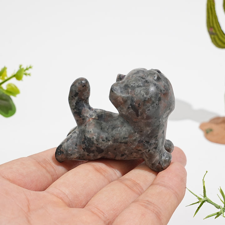 Natural Crystal Stretching Upward Cat Carving